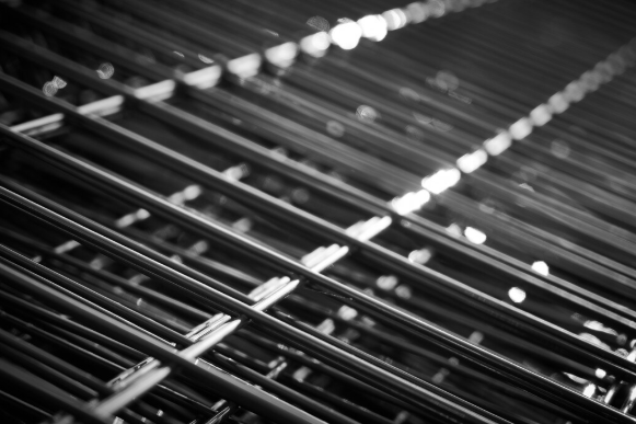 Grampos de Cabo de Aço: Guia Essencial para Iniciantes e Aplicações Práticas